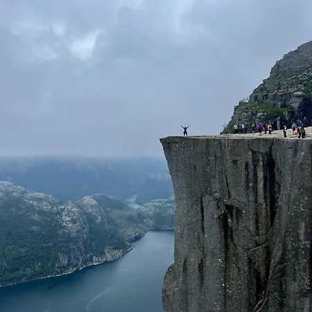Near The Pulpit Rock Apartment Jorpeland